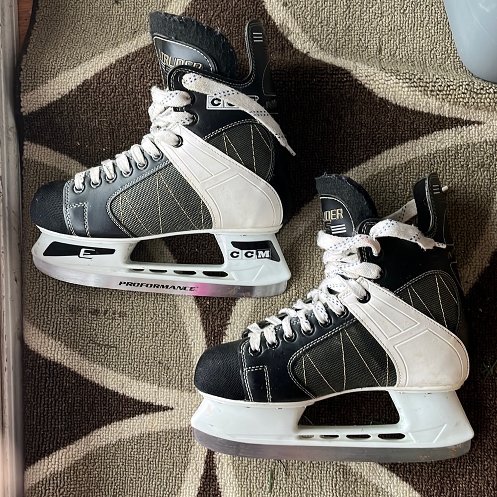 Men Skates